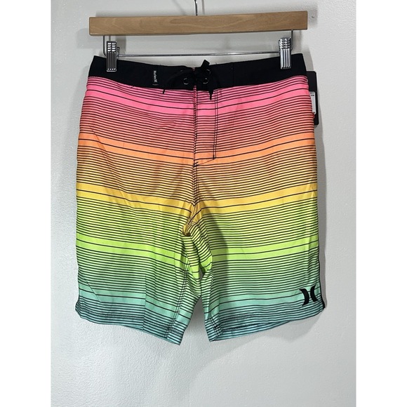 Hurley boys board shorts size 12/26 set above the knee inseam‎ 8" - Picture 1 of 11